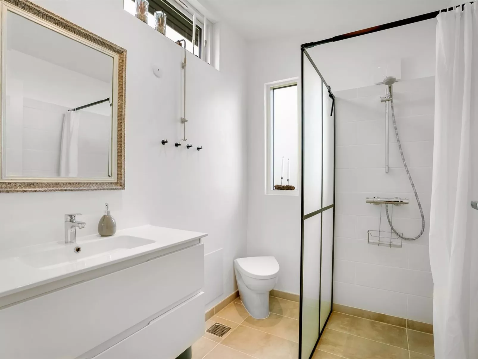 "Merilin" - 300m from the sea-Binnen