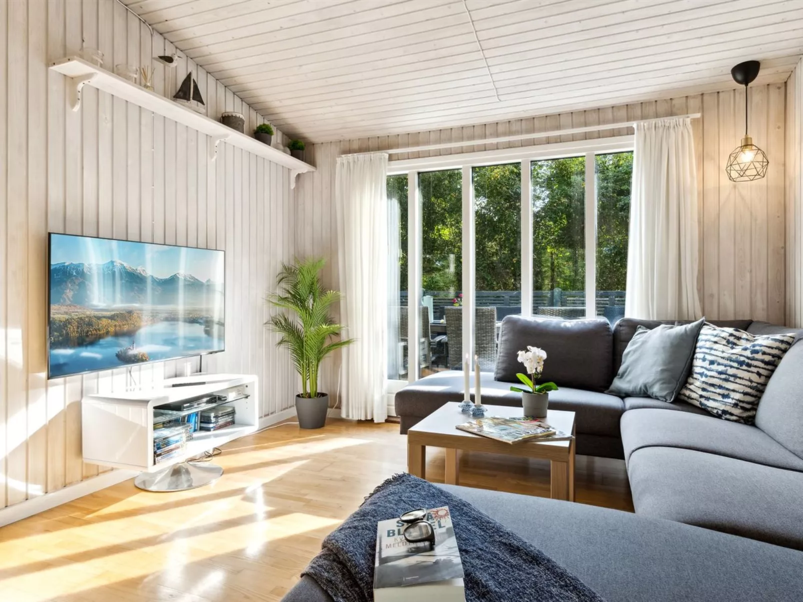 "Arwin" - 200m from the sea-Binnen