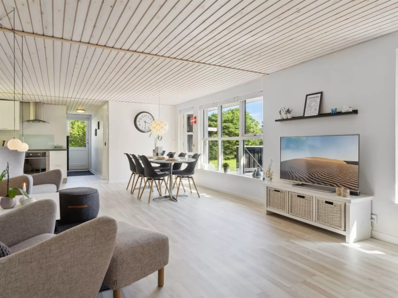 "Felippa" -  from the sea-Binnen