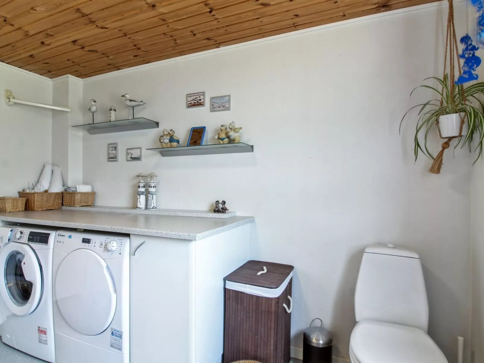 "Wisti" - 600m from the sea-Binnen