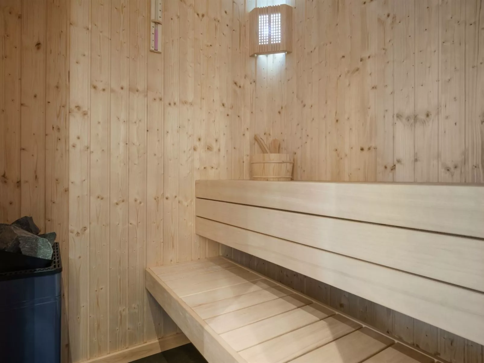 "Harrieth" - 300m from the sea-Binnen