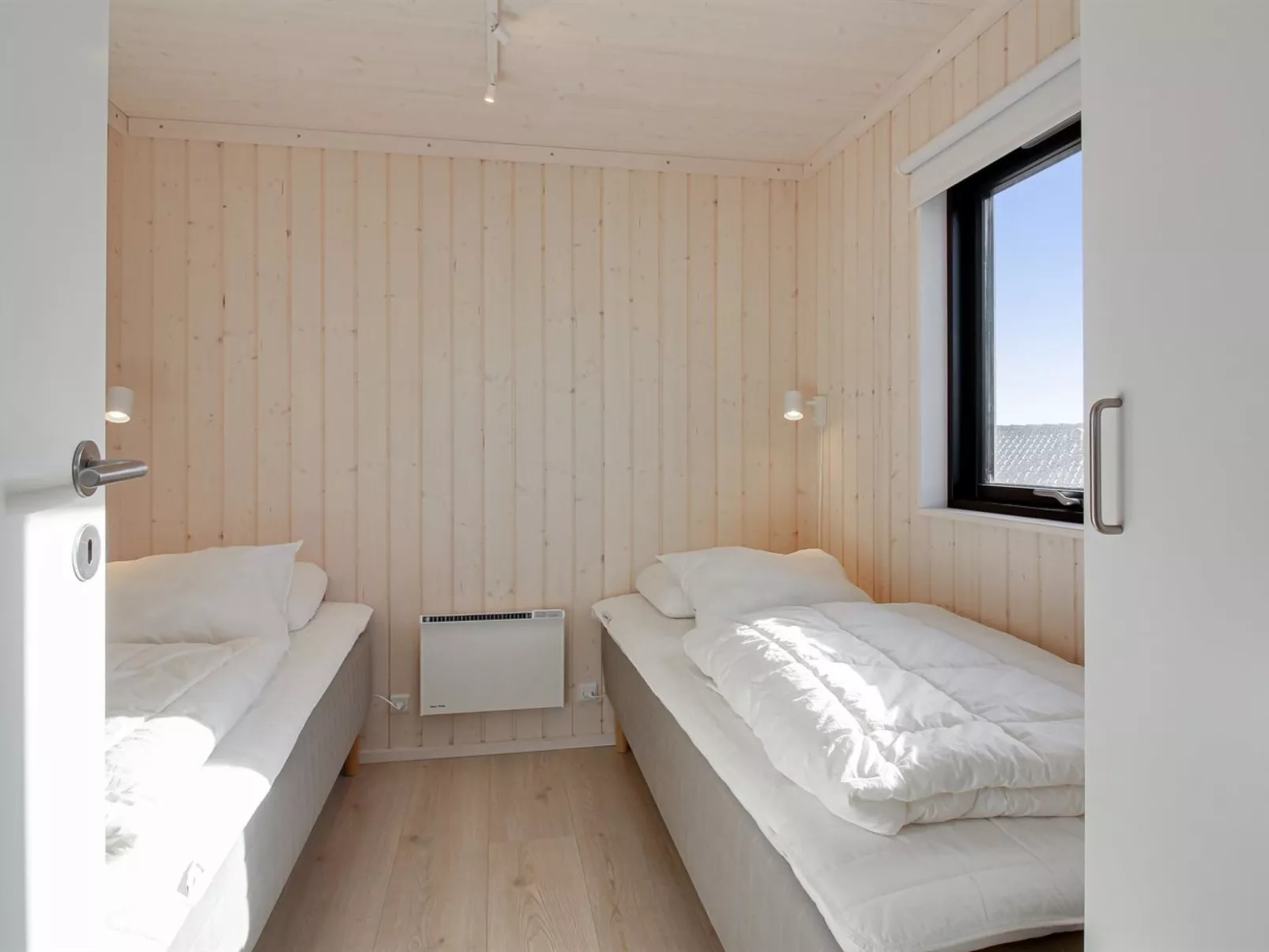 "Auno" - 140m from the sea-Binnen