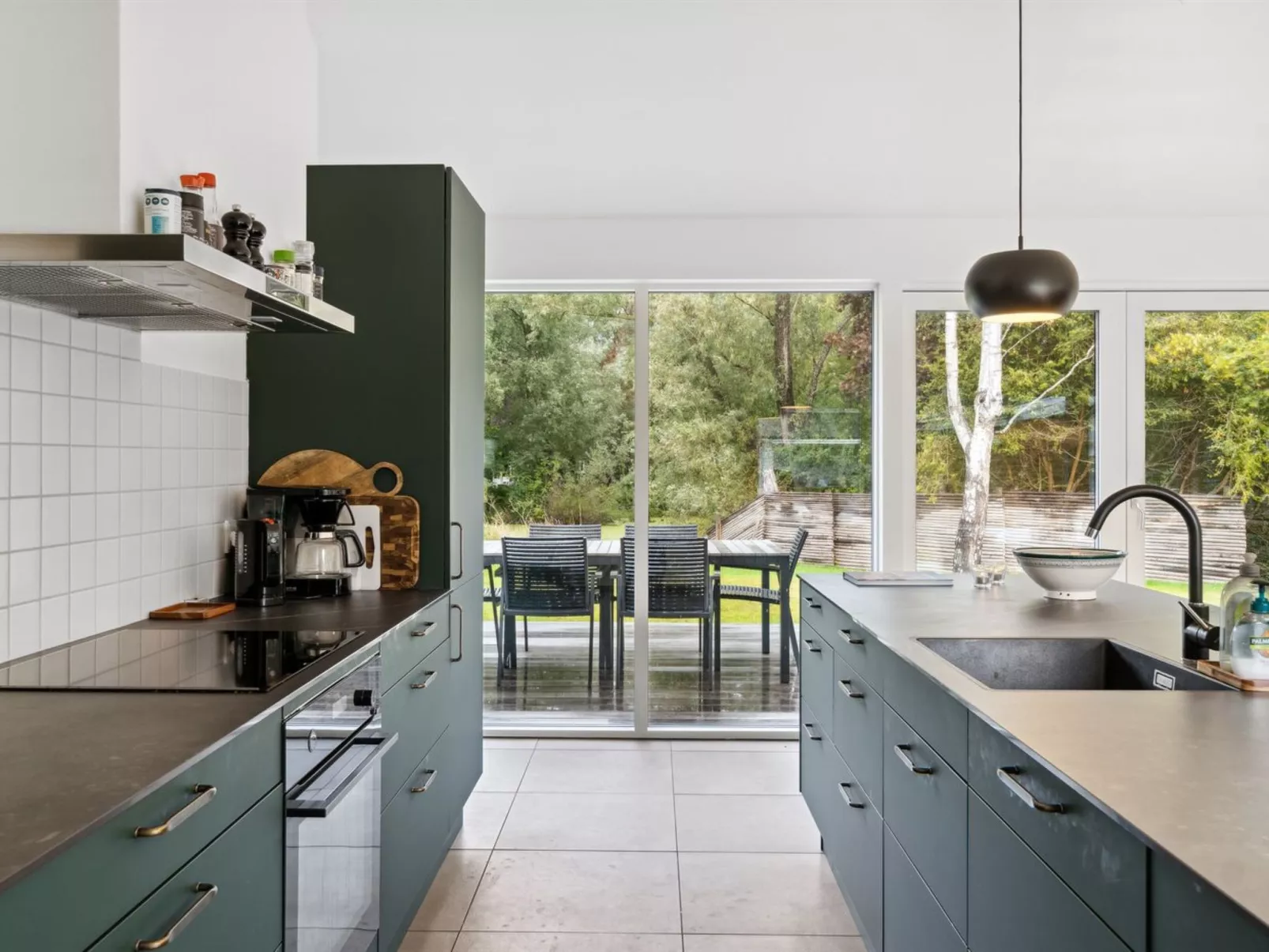 "Tessa" - 1.6km from the sea-Binnen