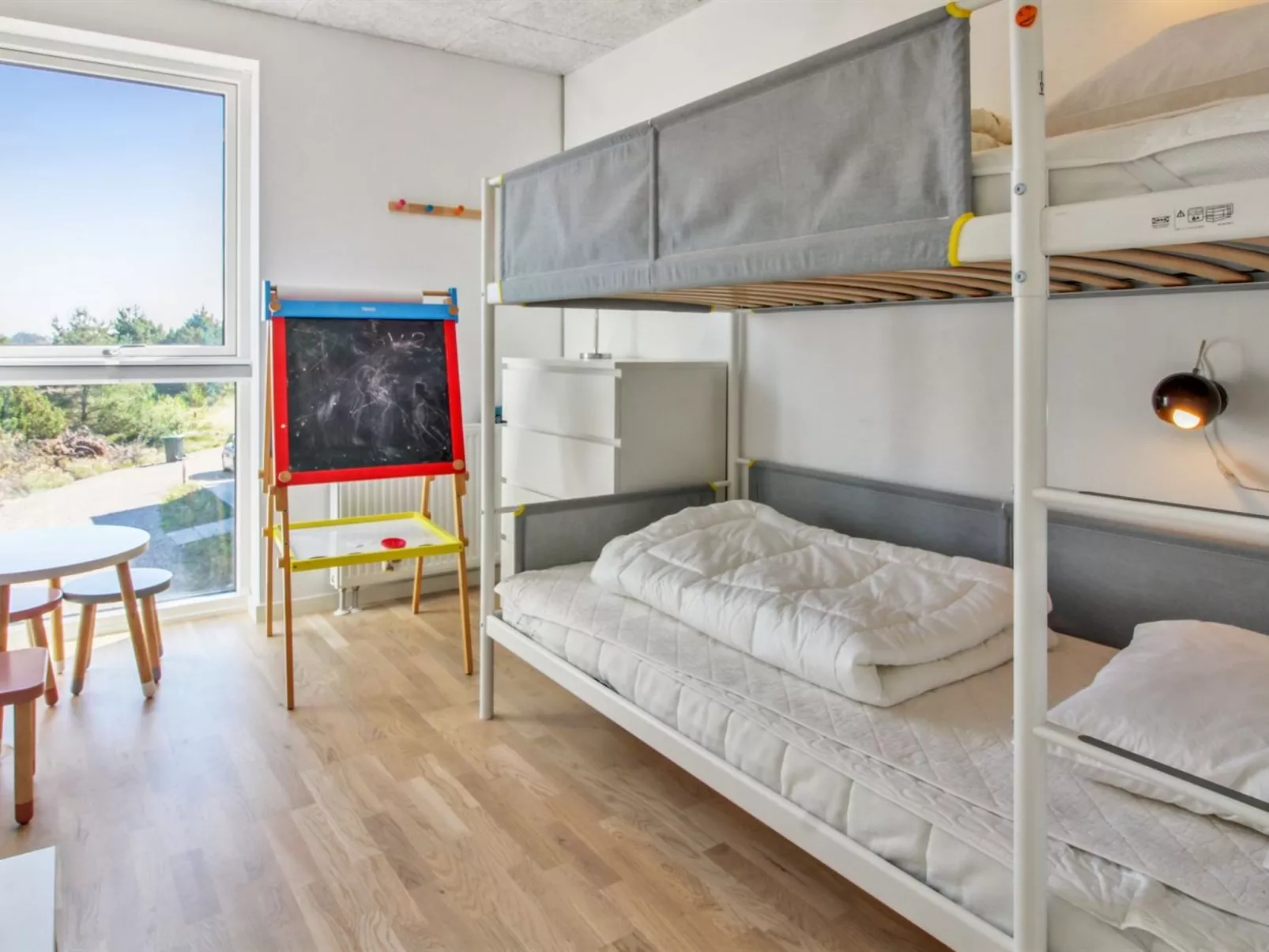 "Razmo" - 2.5km from the sea-Binnen