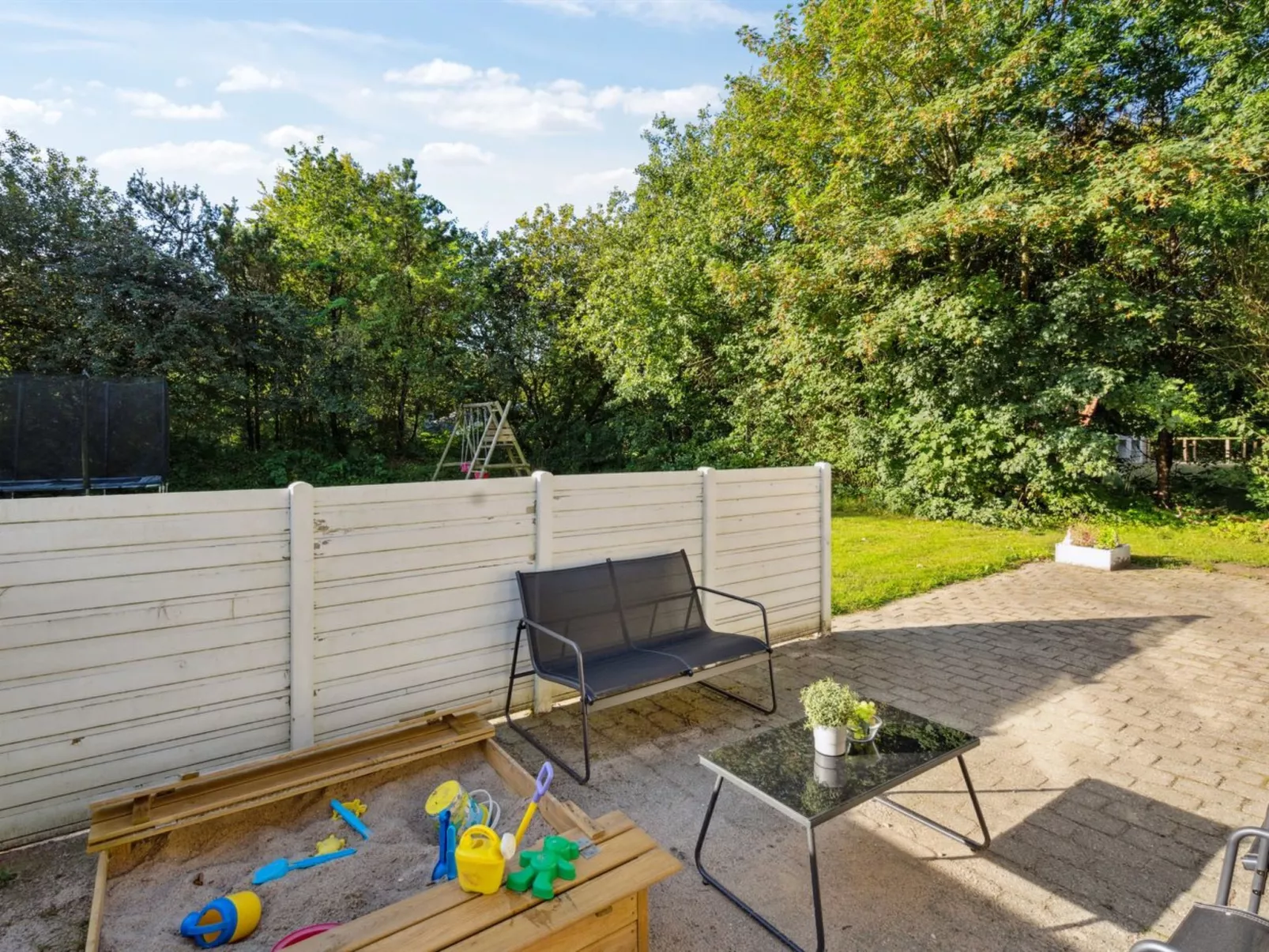 "Viljo" - 30km from the sea-Buiten