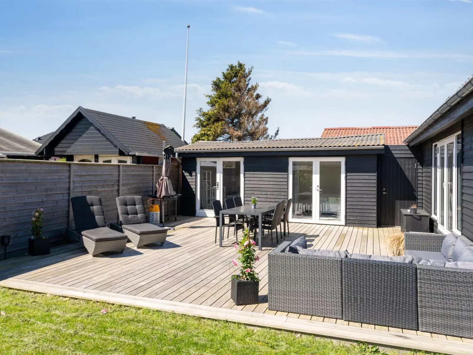 "Elisabeta" - 60m from the sea-Buiten