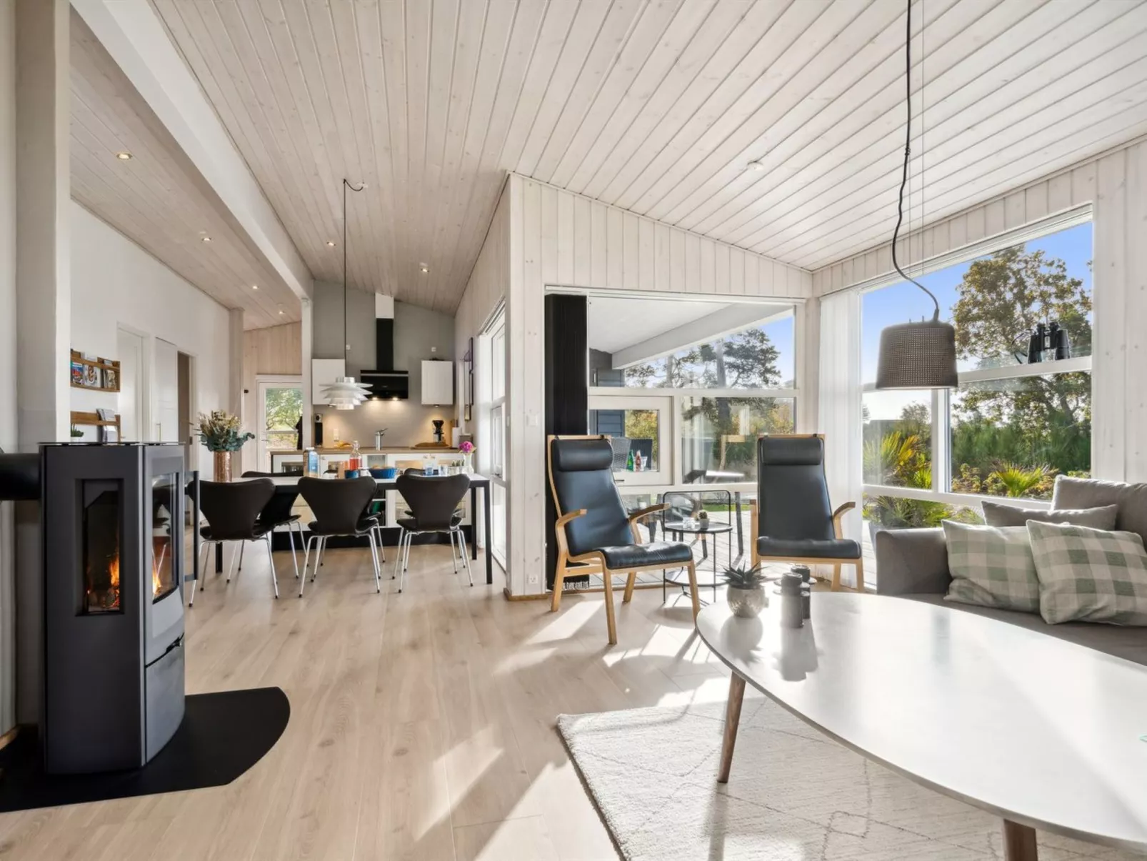 "Liesel" - 700m from the sea-Binnen