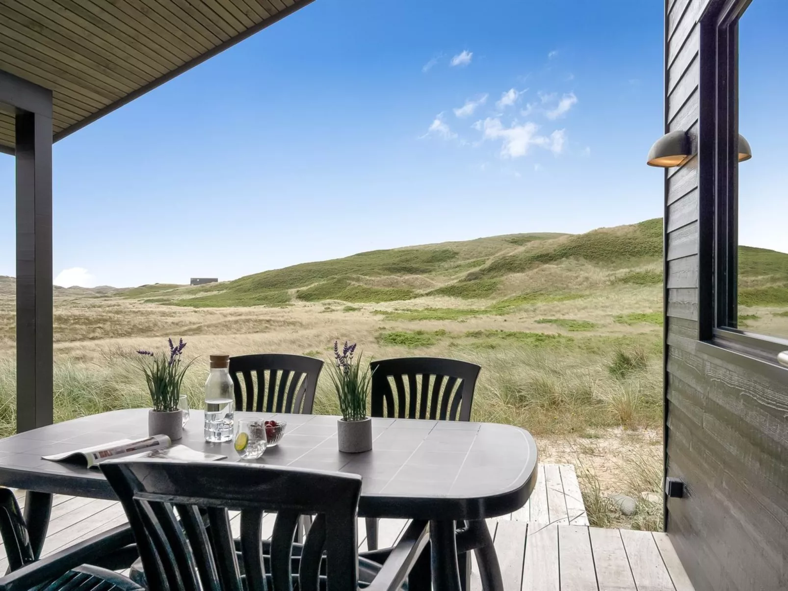 "Apolina" -  from the sea-Buiten