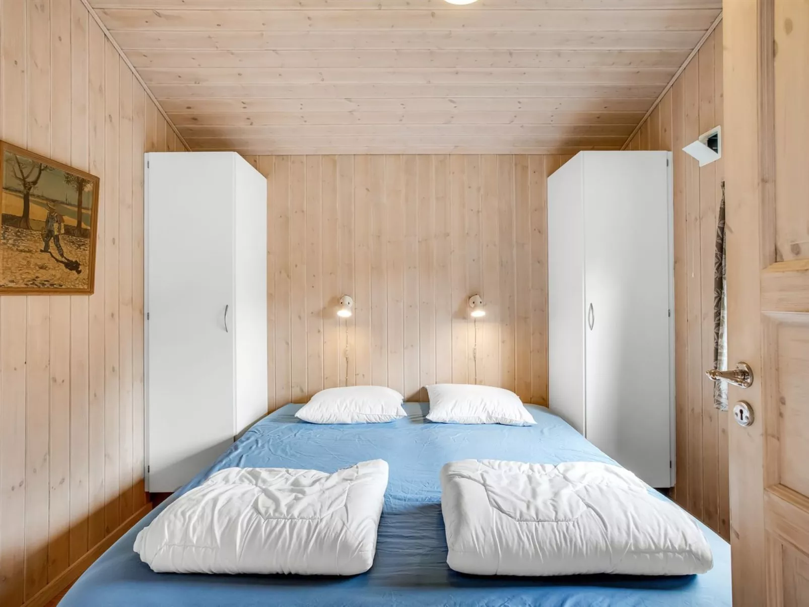 "Tineke" - 800m from the sea-Binnen