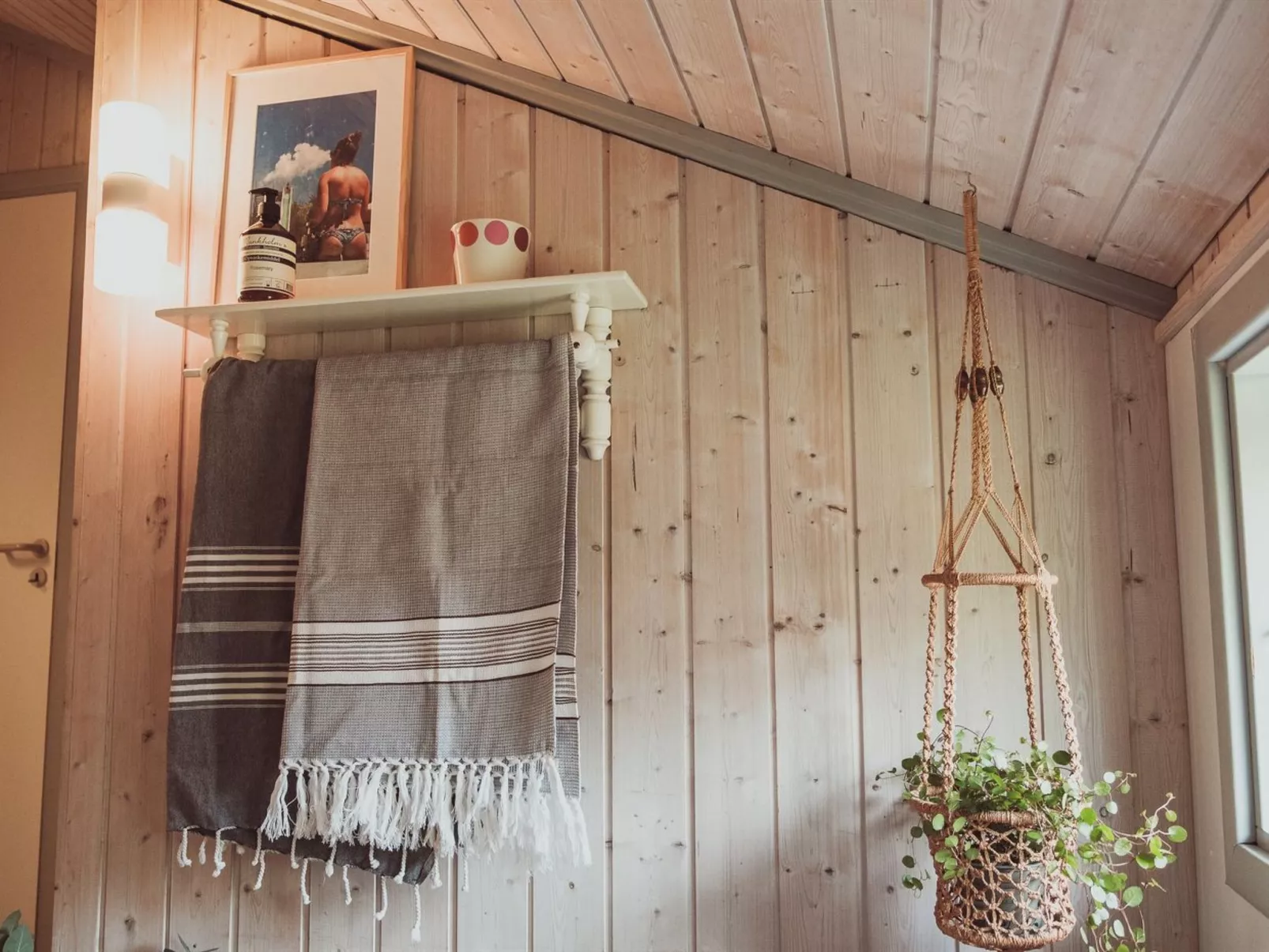 "Neno" - 100m from the sea-Binnen