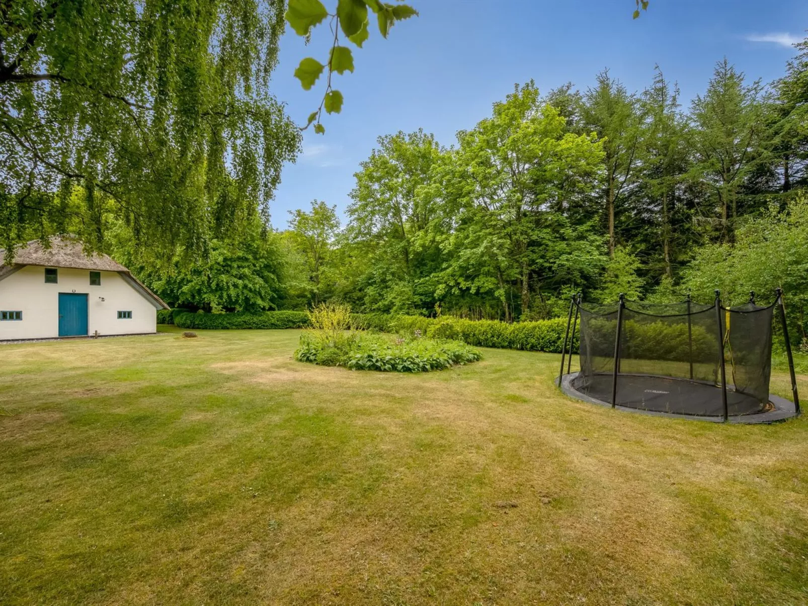 "Tatiane" - 10km from the sea-Buiten