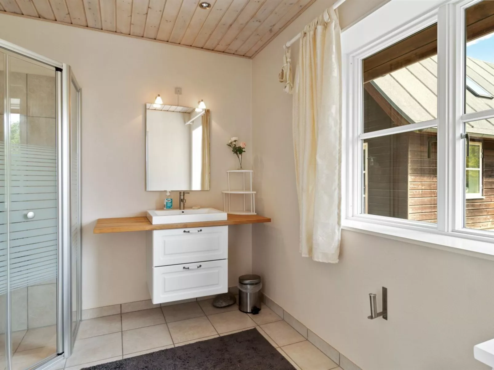 "Guthbrand" - 800m from the sea-Binnen