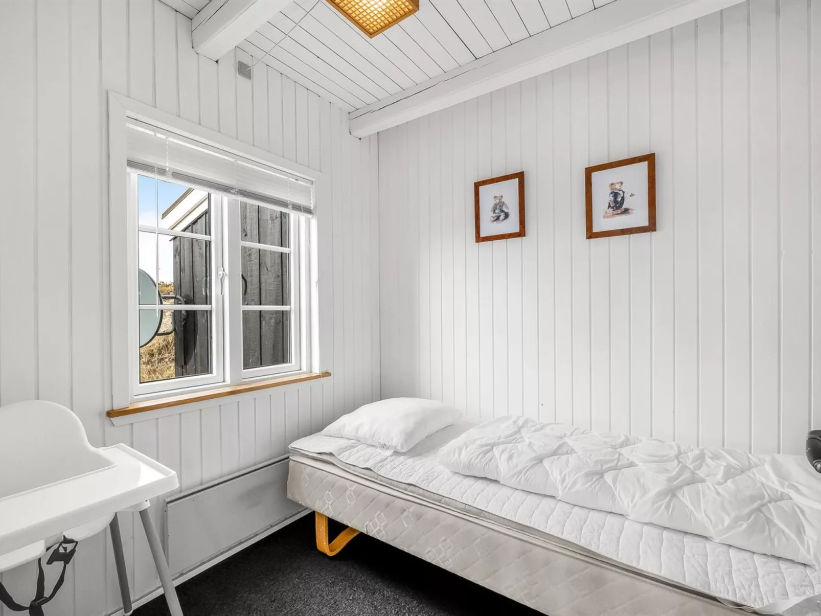 "Venla" -  from the sea-Binnen