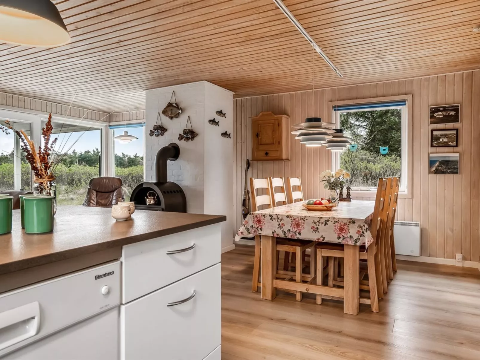 "Conny" - 350m from the sea-Binnen