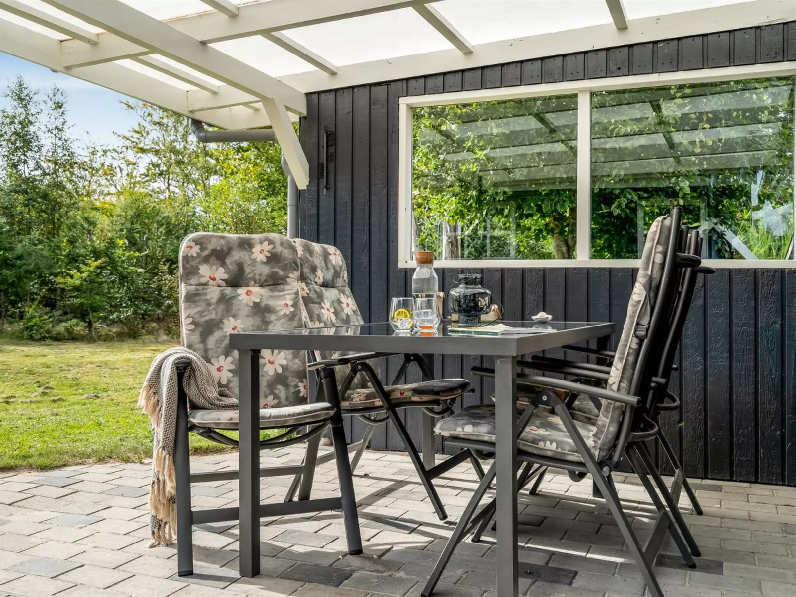 "Niyazi" - 770m from the sea-Buiten