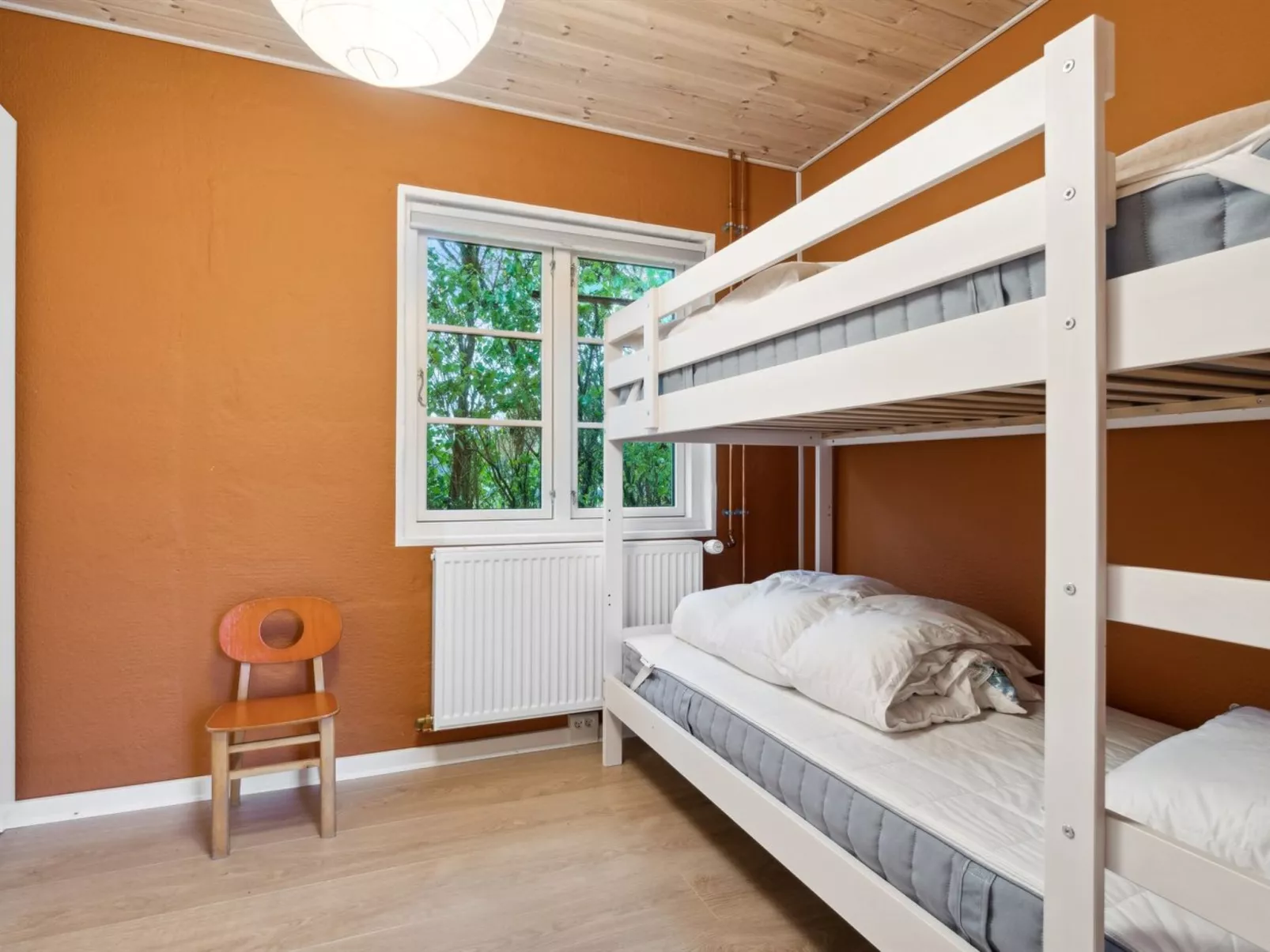 "Adrienne" - 6.4km from the sea-Binnen