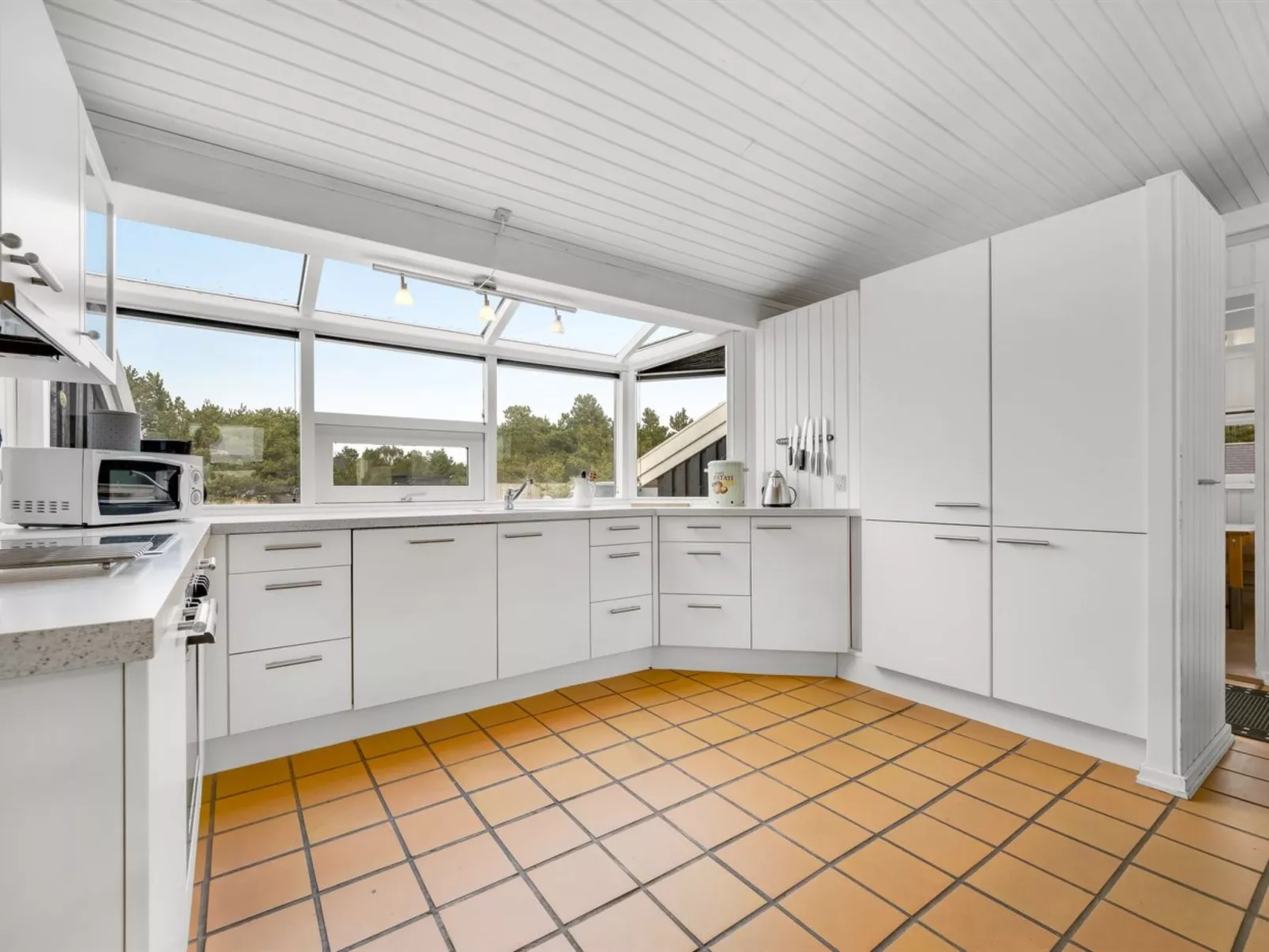 "Josef" - 950m from the sea-Binnen