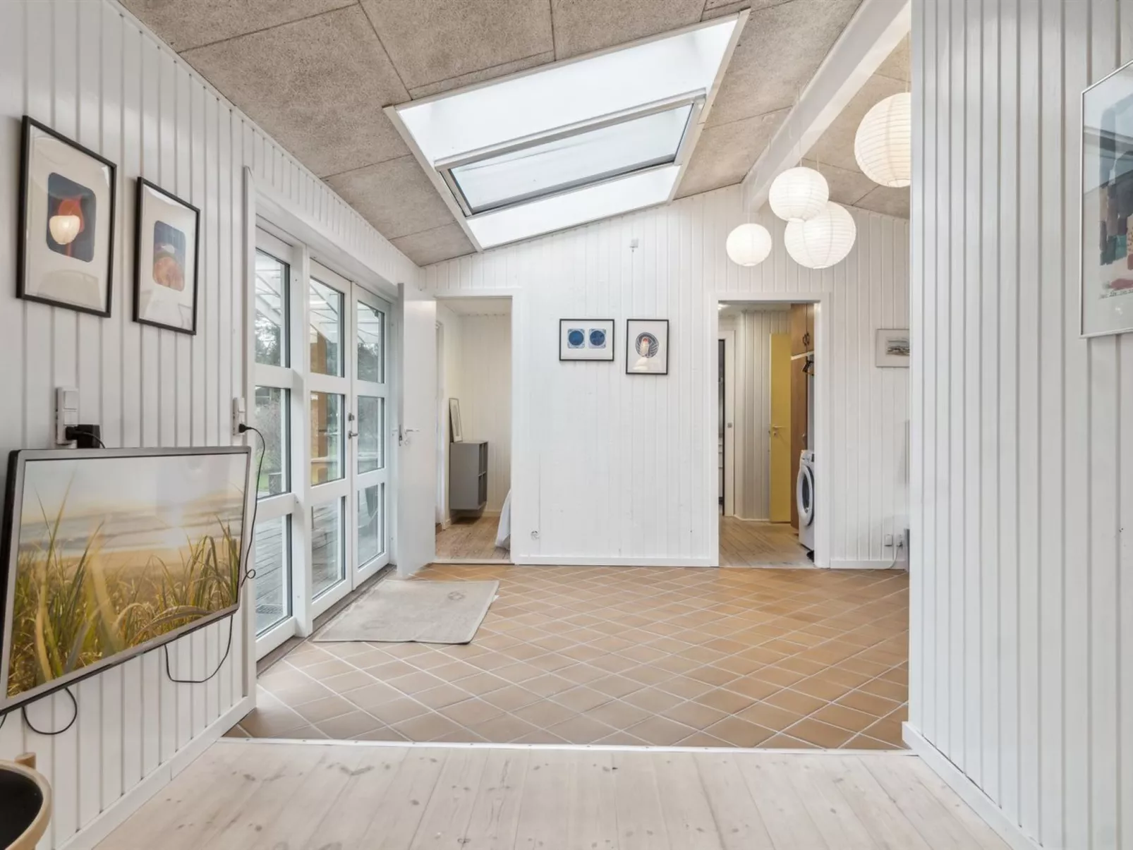 "Iliane" - 450m from the sea-Binnen