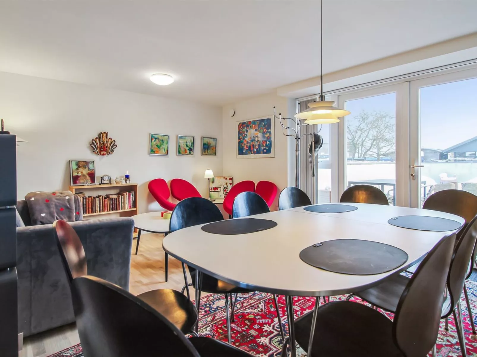 "Mirja" - 50m to the fjord-Binnen