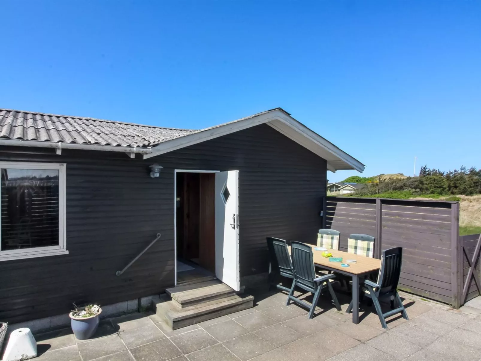 "Mira" - 375m from the sea-Buiten