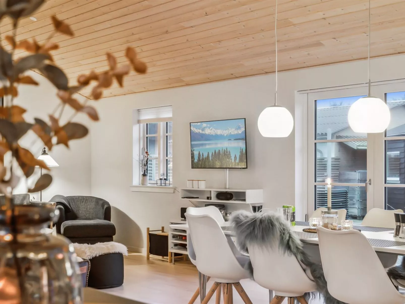 "Svante" - 600m from the sea-Binnen