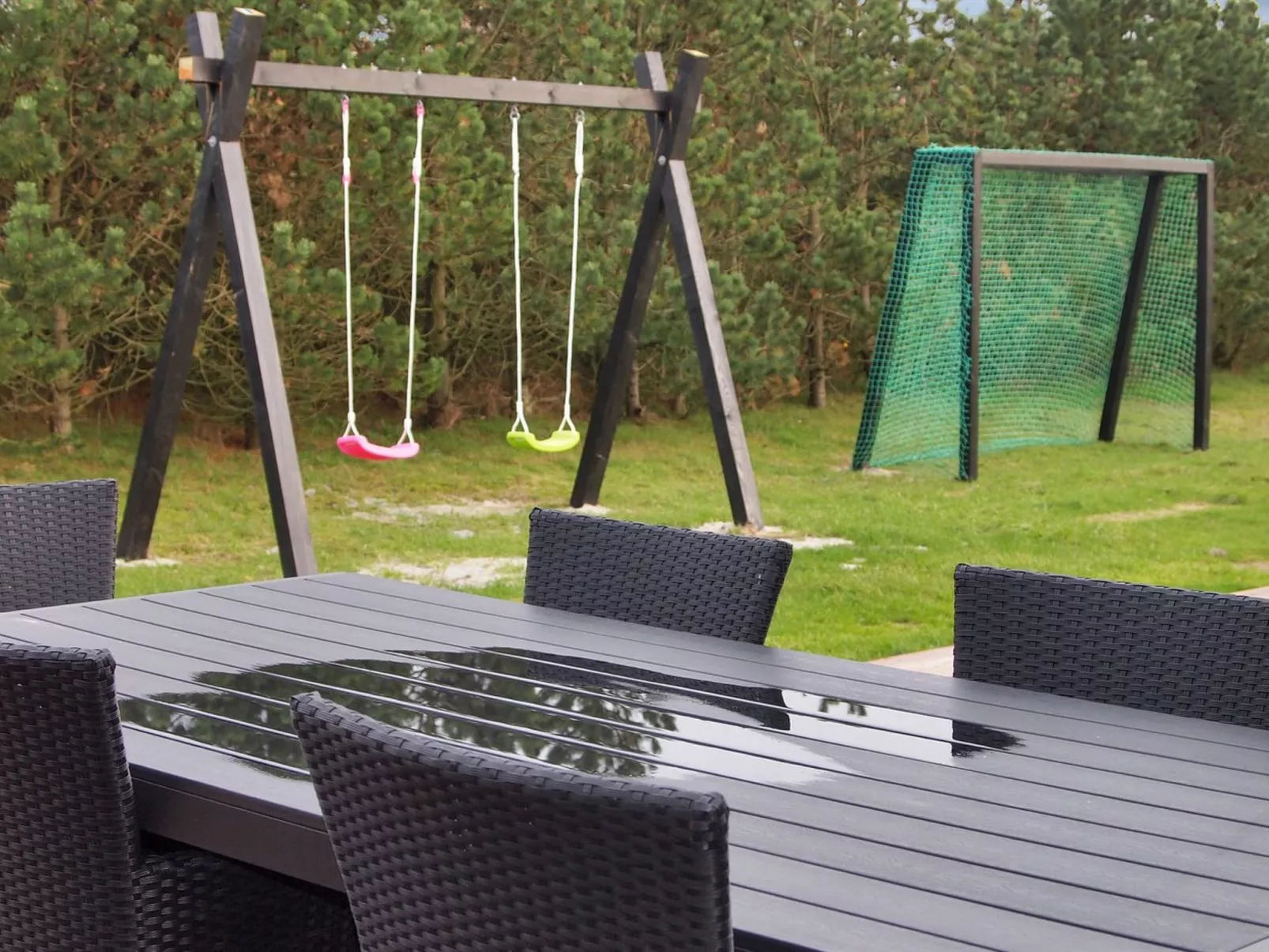 "Joachim" - 200m from the sea-Binnen