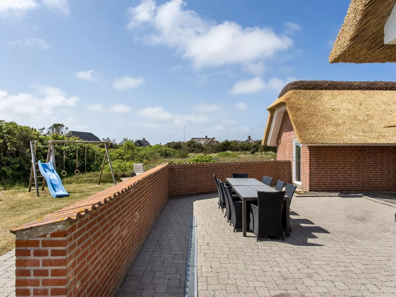 "Stillan" - 150m from the sea-Buiten