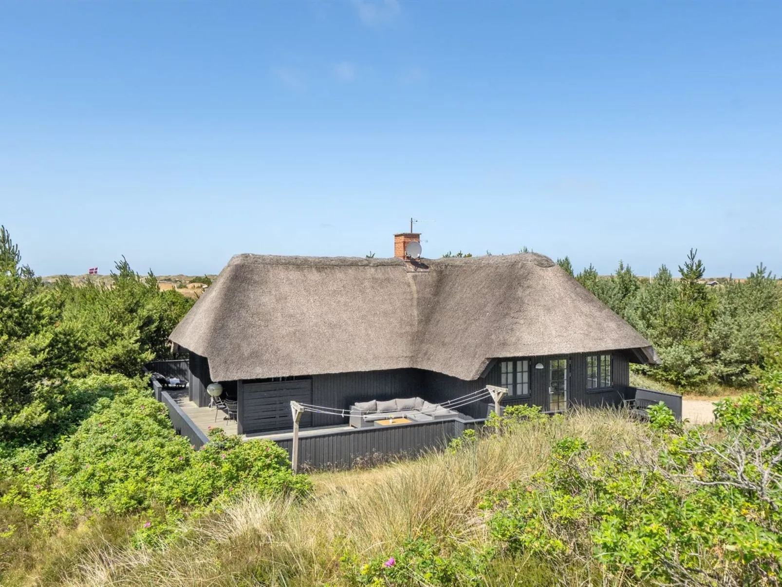 "Sine" - 500m from the sea-Buiten