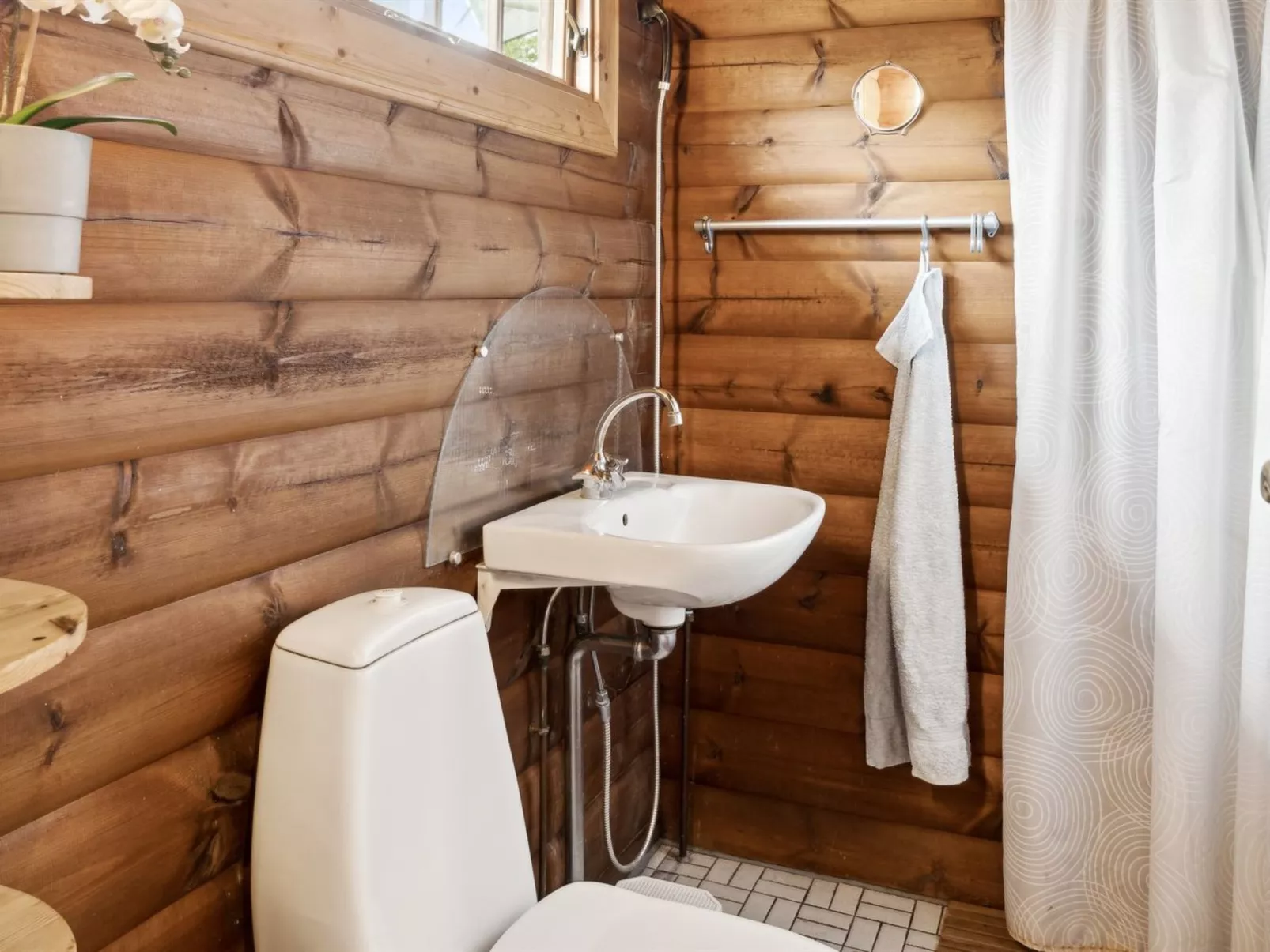 "Ama" - 200m to the fjord-Binnen