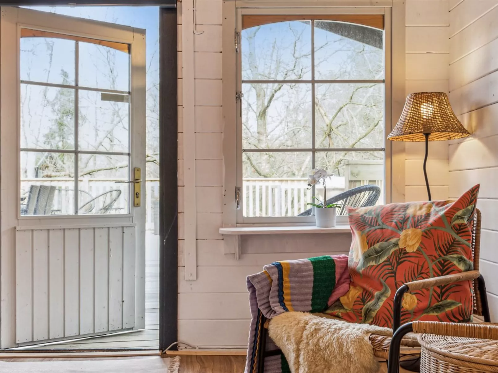 "Ulfiat" - 2km from the sea-Binnen