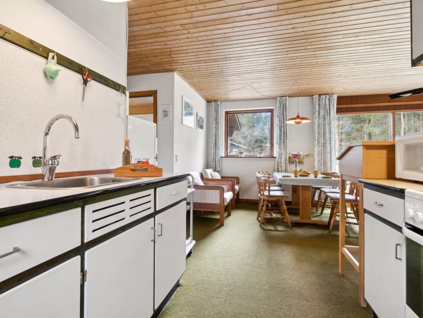 "Awa" - 800m from the sea-Binnen