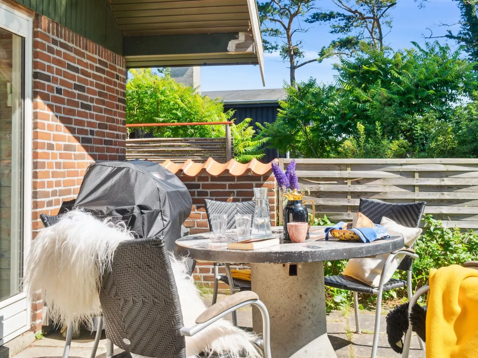 "Uschi" - 86m from the sea-Buiten