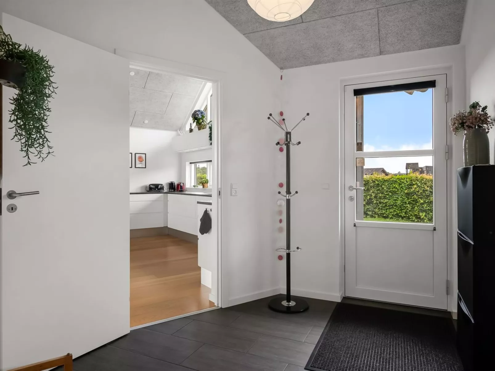 "Bernice" - 900m from the sea-Binnen