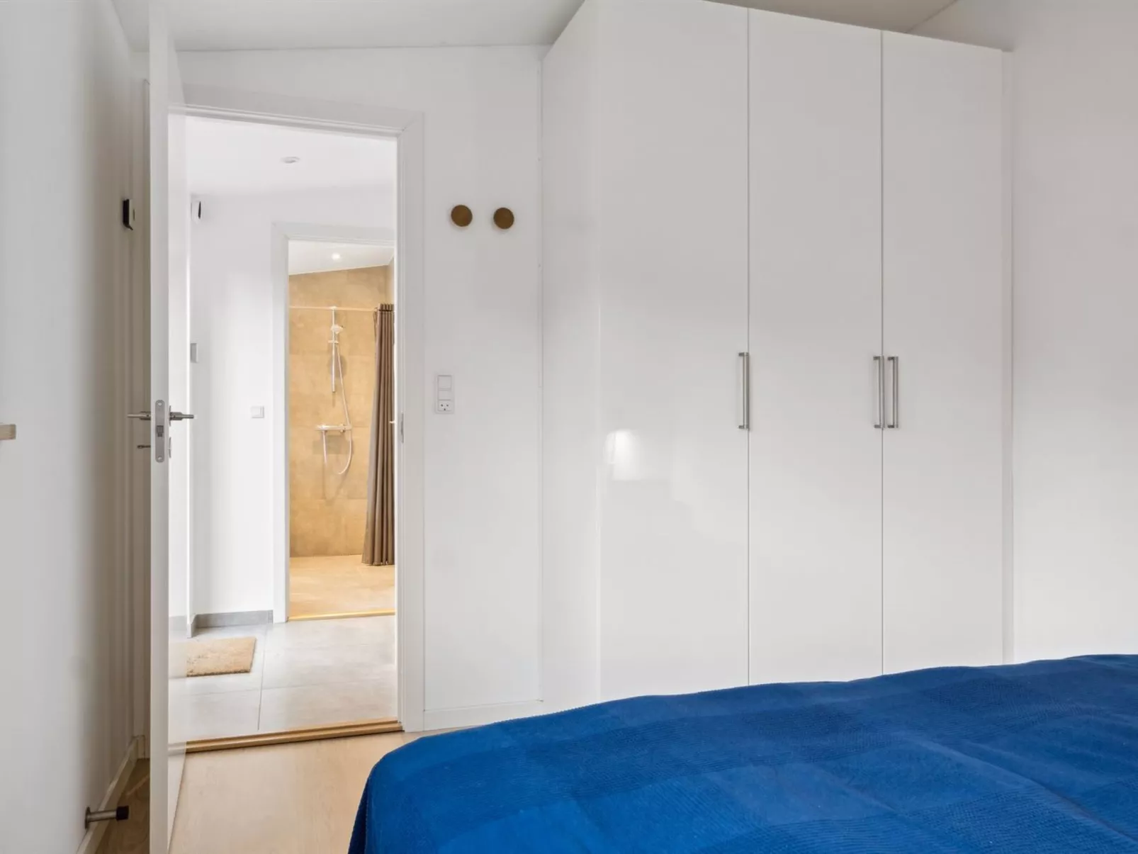 "Zezilie" - 500m from the sea-Binnen