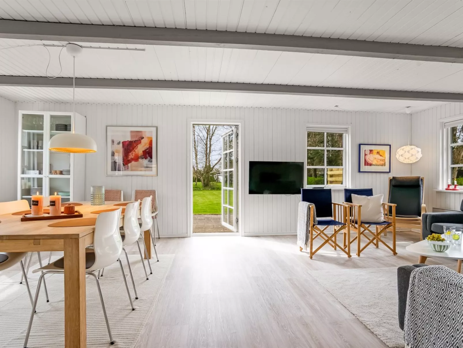 "Hinrich" - 750m from the sea-Binnen