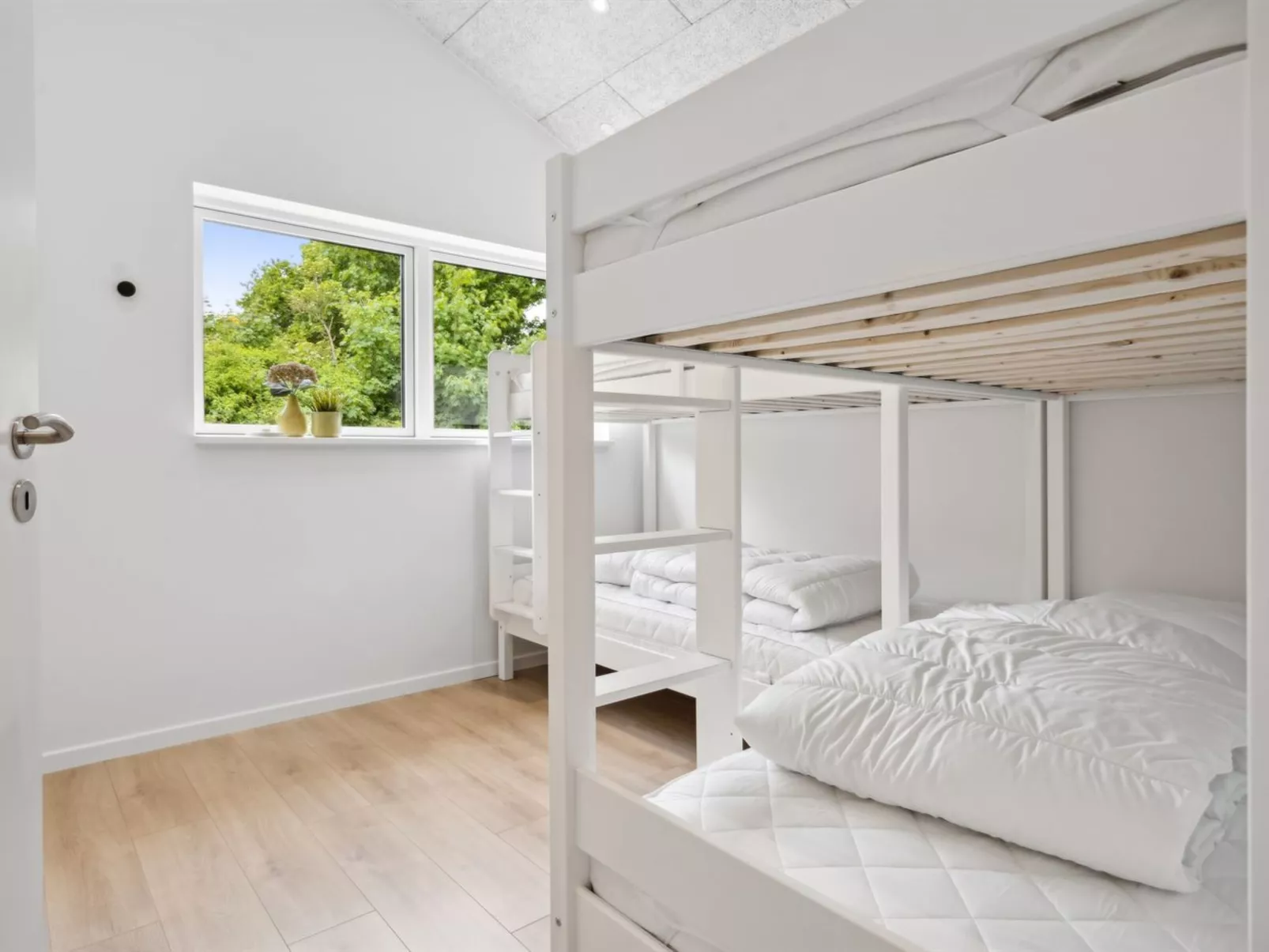 "Norna" - 350m from the sea-Binnen