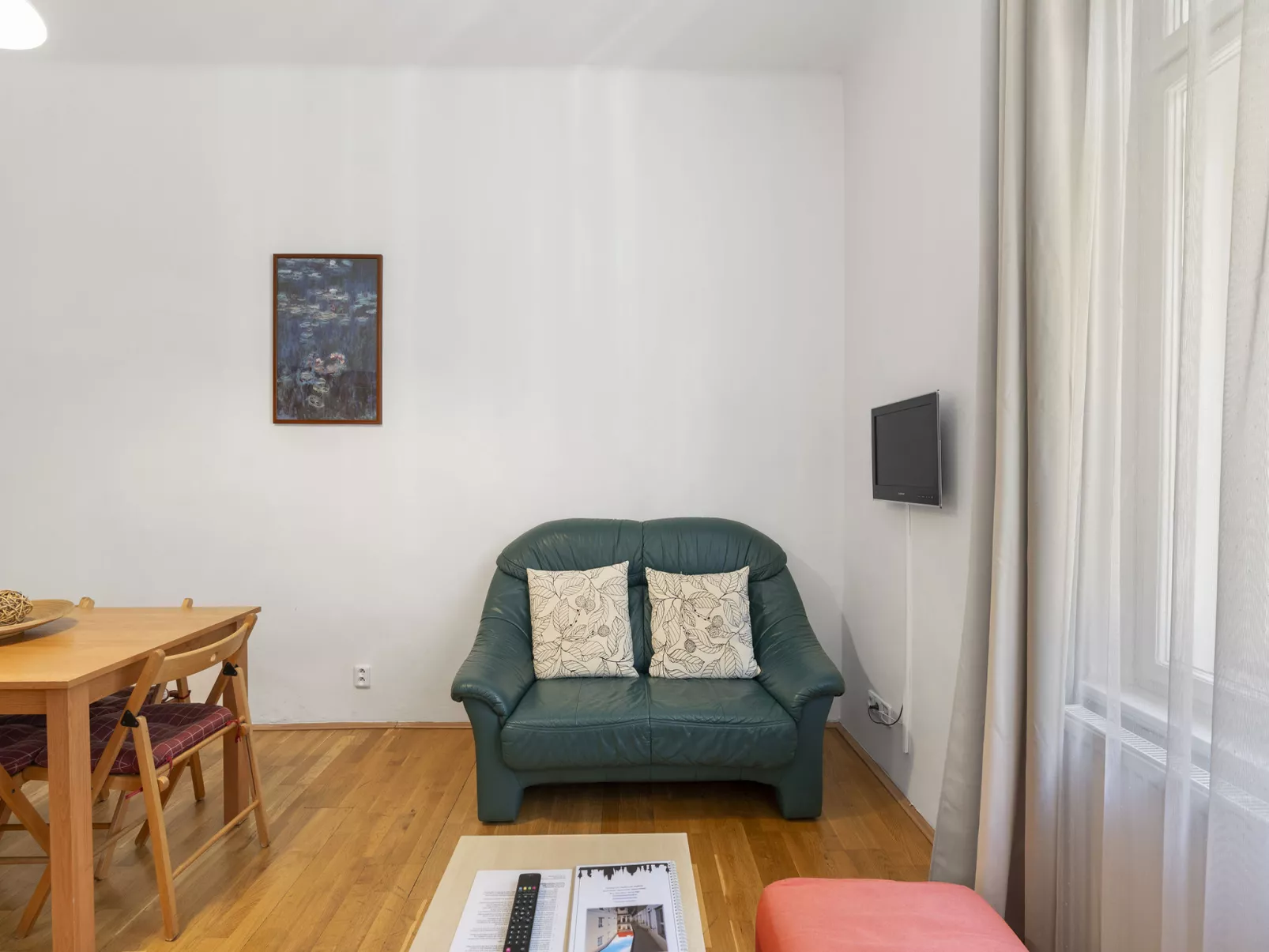 Old Town home-Binnen