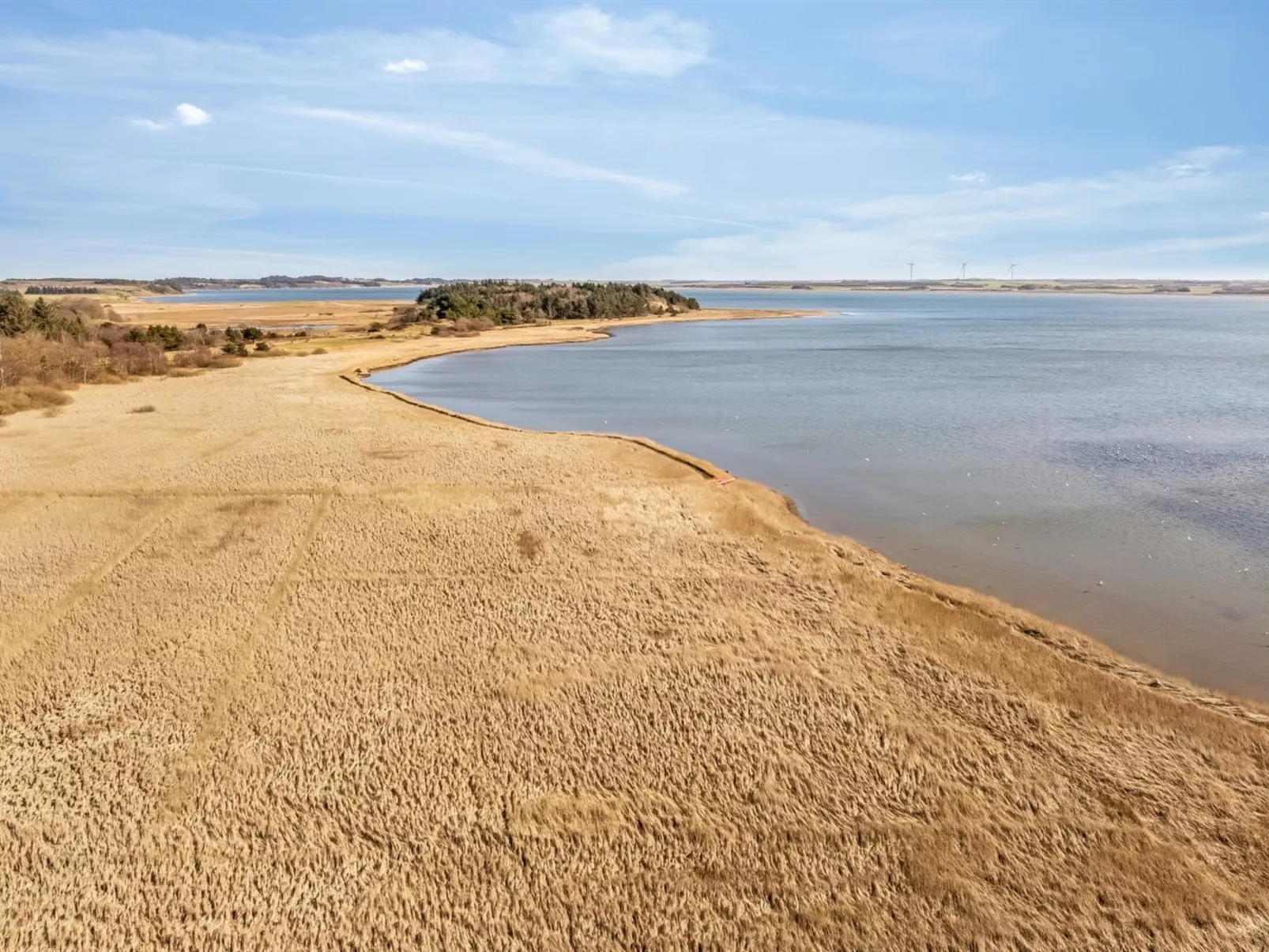"Karmen" - 250m to the fjord-Buiten