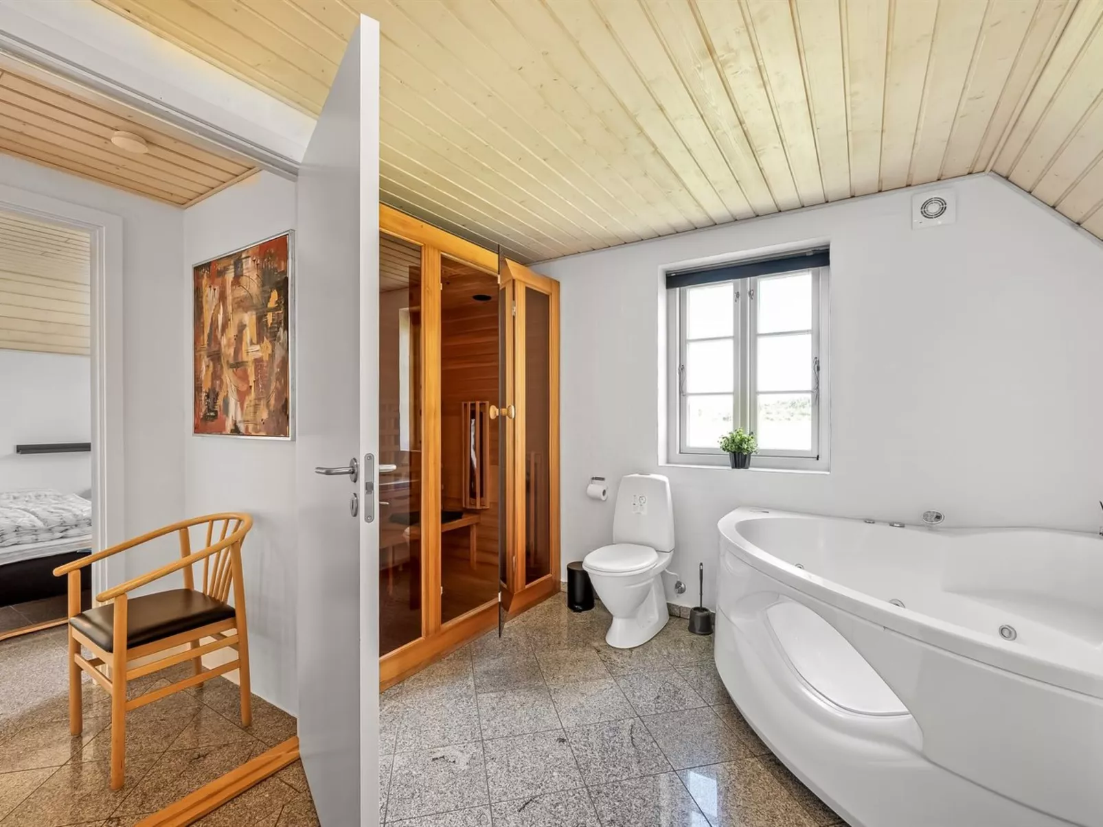 "Birette" - 1.2km from the sea-Binnen