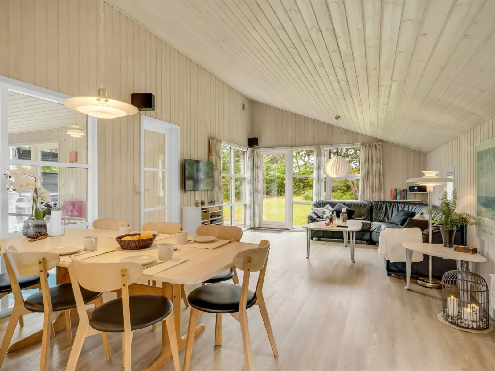 "Adrienne" - 240m from the sea-Binnen