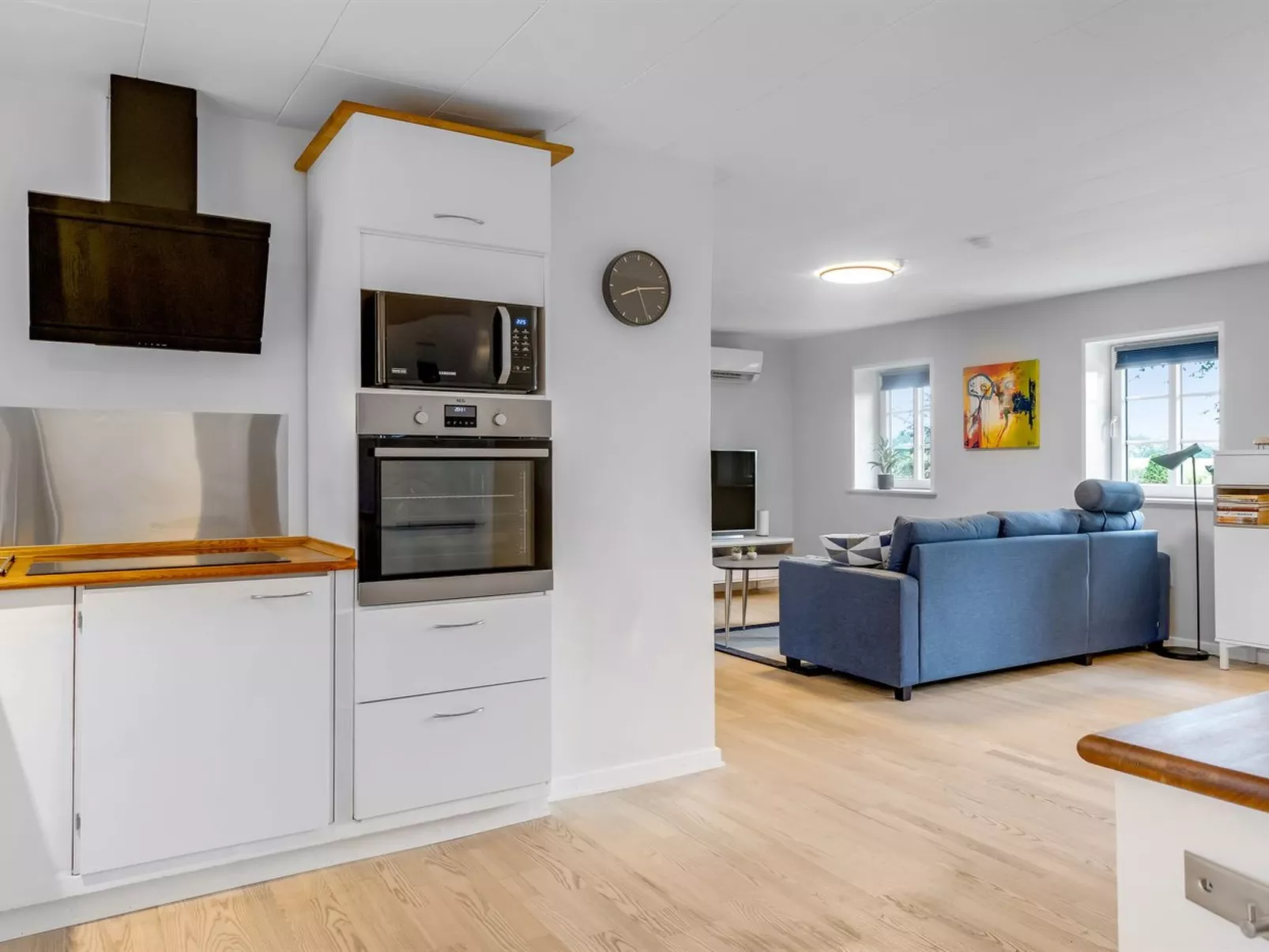 "Saran" - 30km from the sea-Binnen