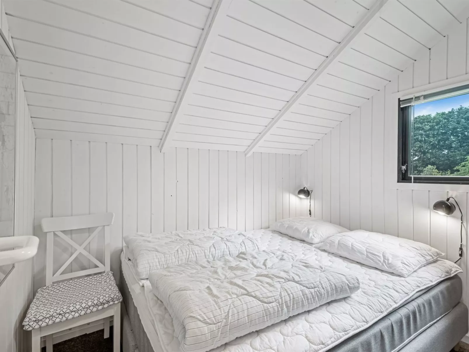 "Giselle" - 10km from the sea-Binnen