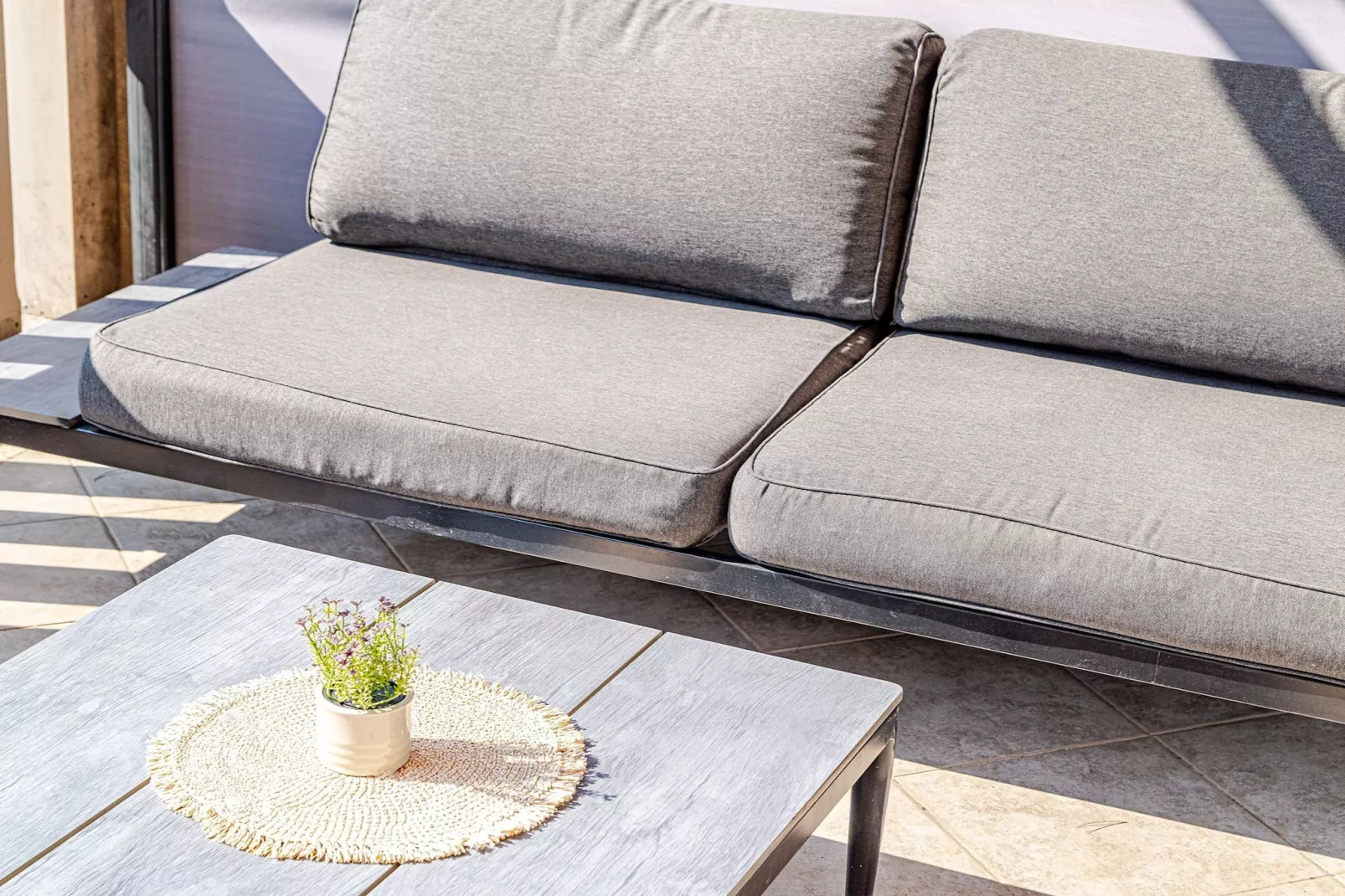 Holiday Home Island Gem - Five  Bedroom Apartment-Eetkamer