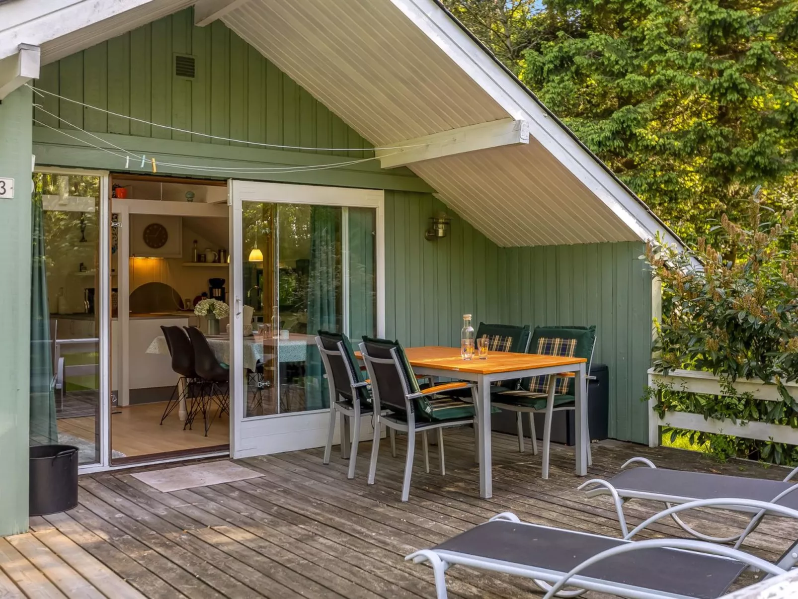 "Ung" - 30km from the sea-Buiten