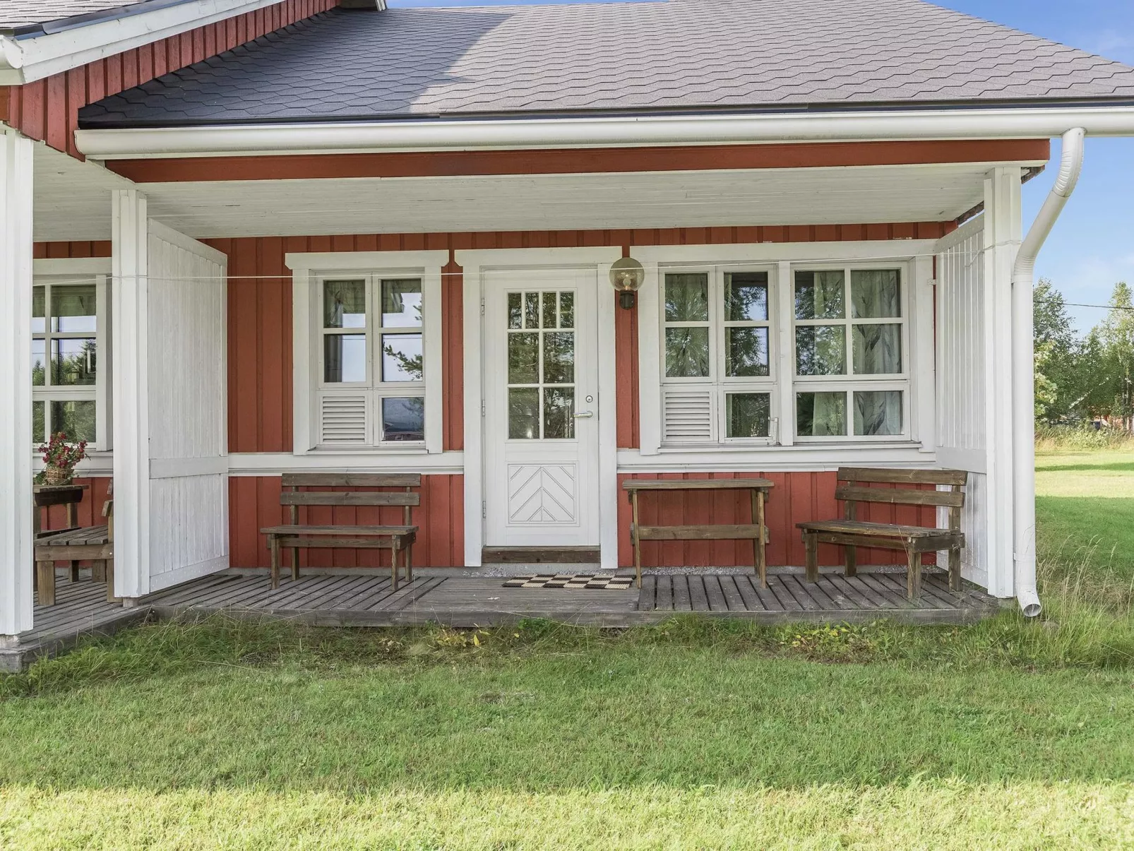 Ylläskarpalo 1 päätyhuoneisto-Binnen