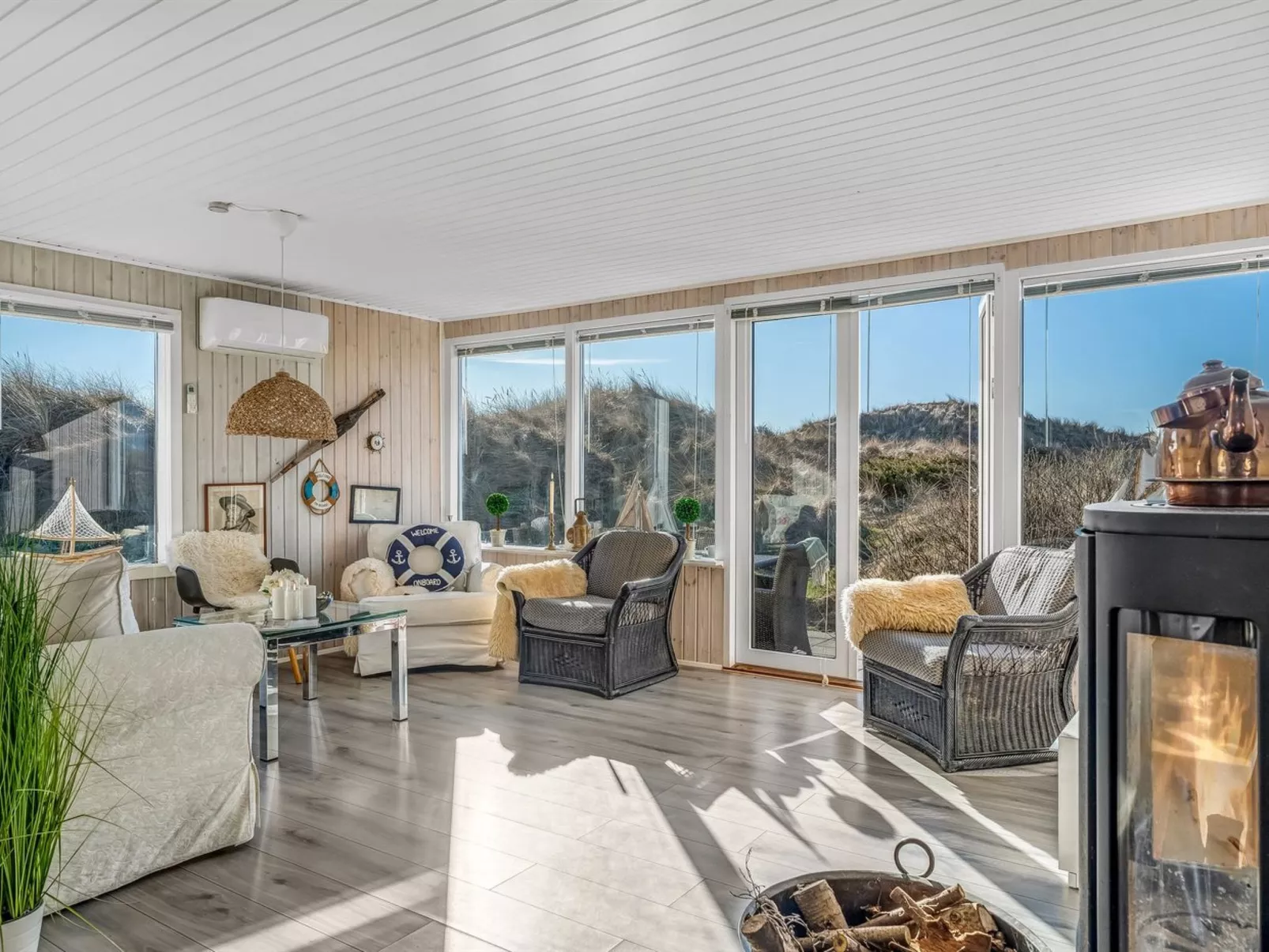 "Alrike" - 200m from the sea-Binnen