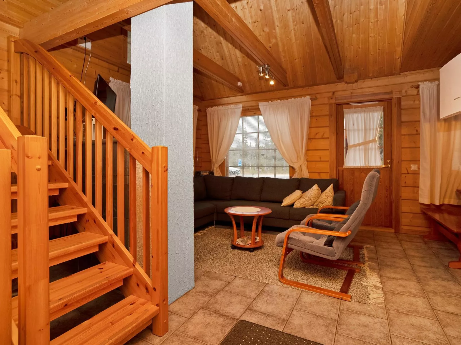 Kuukkelin kartano 2b (23)-Binnen