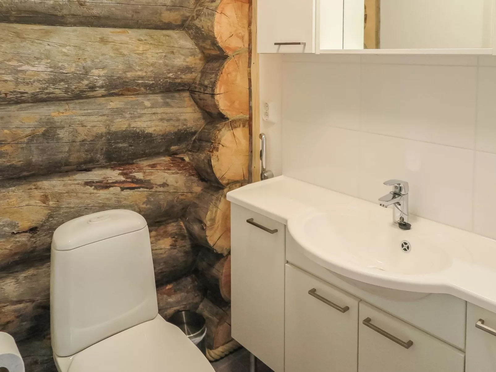 Maahisenrinne 3 f 25-Binnen