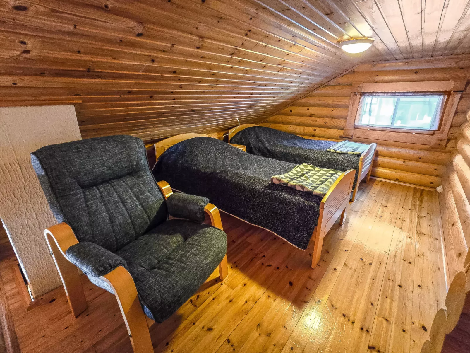 Alppi 7b paritalo-Binnen