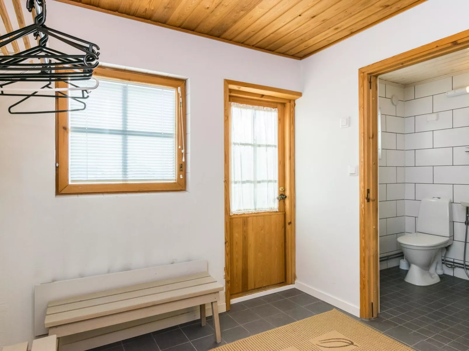 Gasthalla b paritalo-Binnen